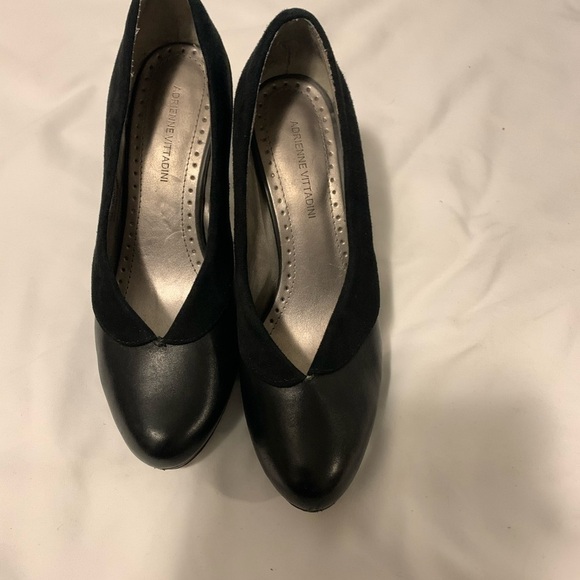Adrienne Vittadini, Size 6,5 M - Picture 4 of 5